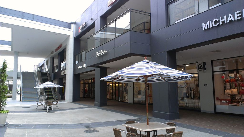 �O��A�E�g���b�g�p�[�N ���`