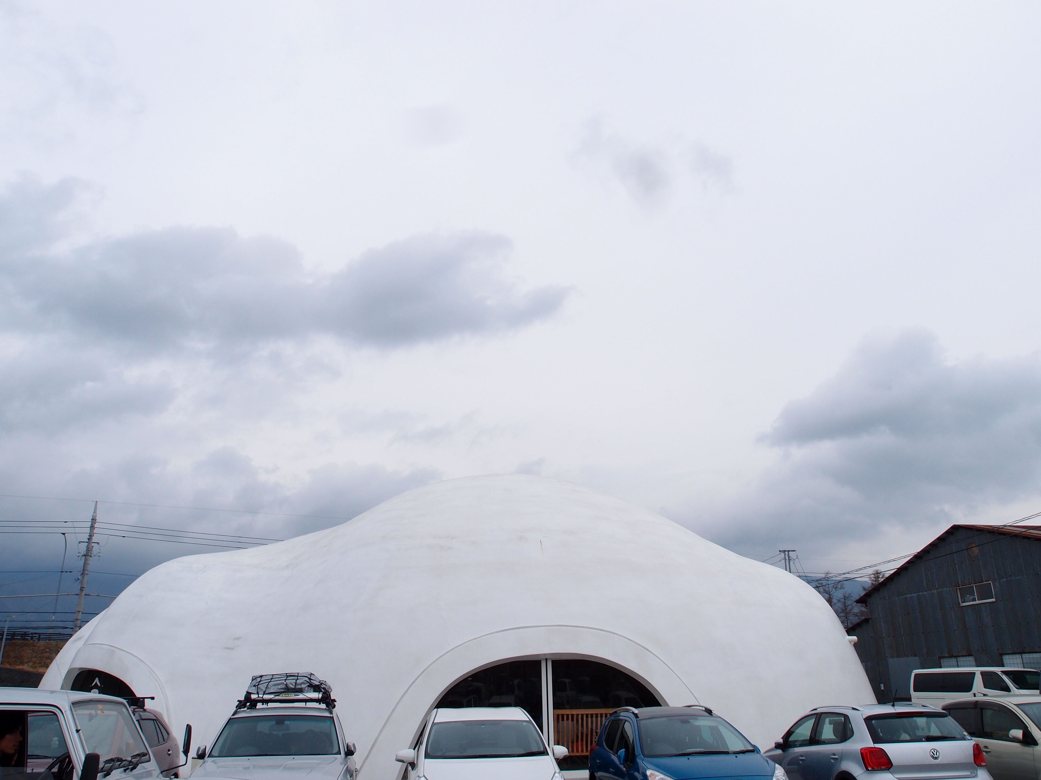 �ق��Ƃ��s��