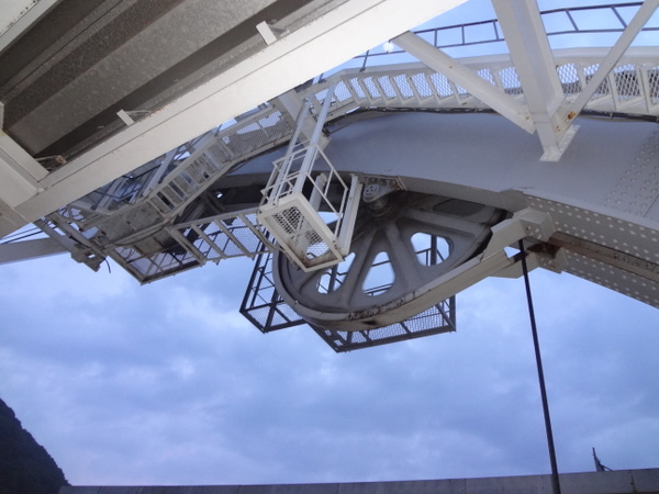 ���َR���[�v�E�F�C