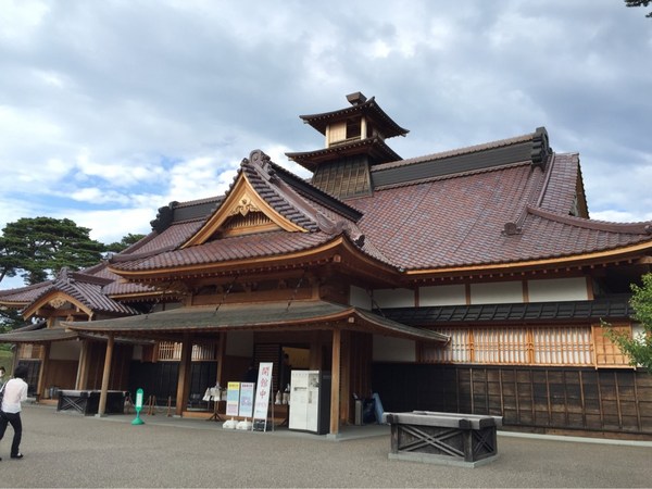 �ܗŊs����