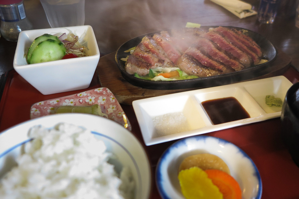 ���͂񏈂܂�ł�