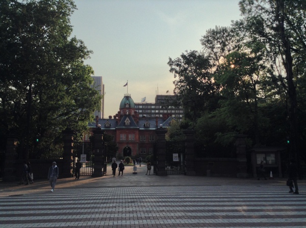 �k�C�������{����(�Ԃ�񂪒���)