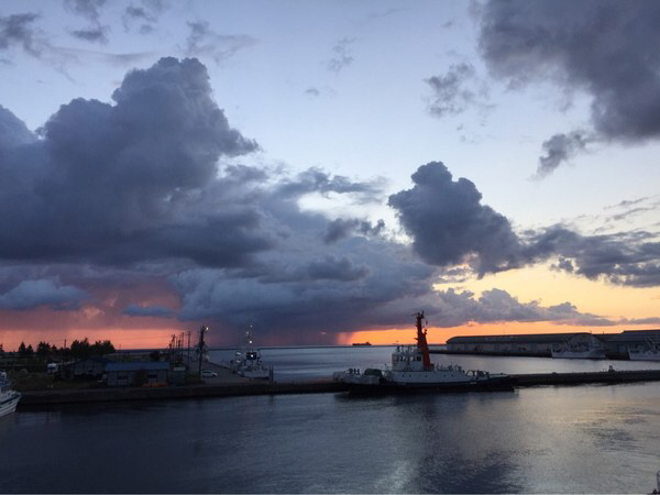 ���M�`?�j��?�I�^���C�C�ݗV���D