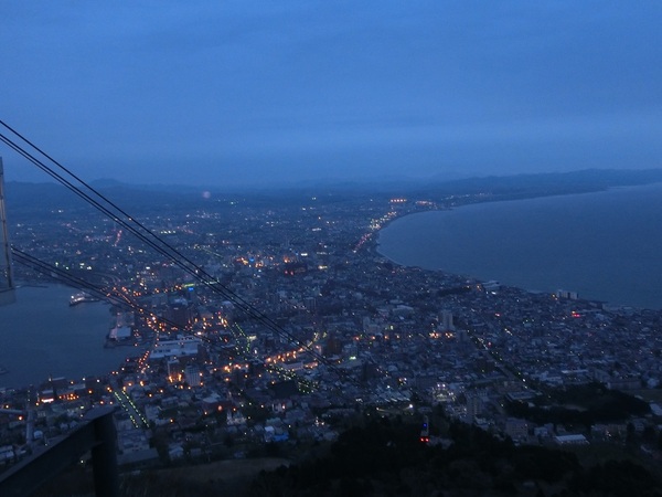 ���َR�W�]��