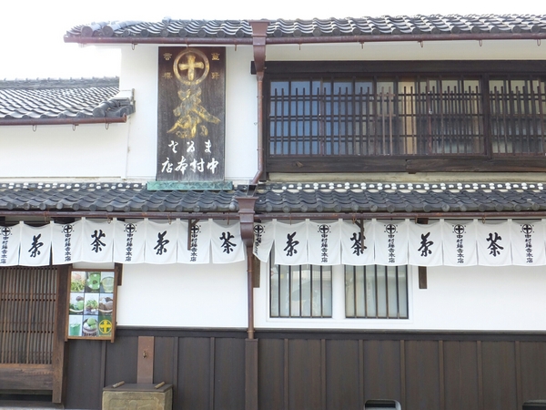 �������g�{�X