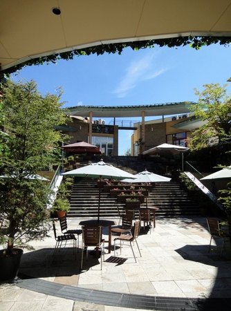 �`���[�`�X�g���[�g�y���