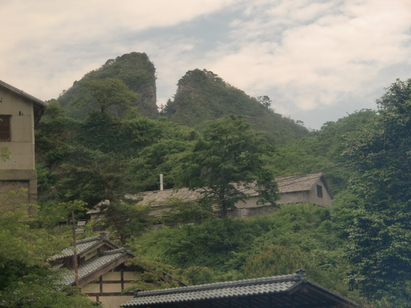 ���n���R���