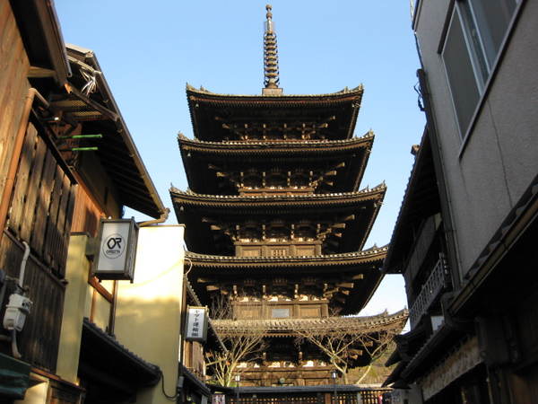 �@�ώ��i����̓��j