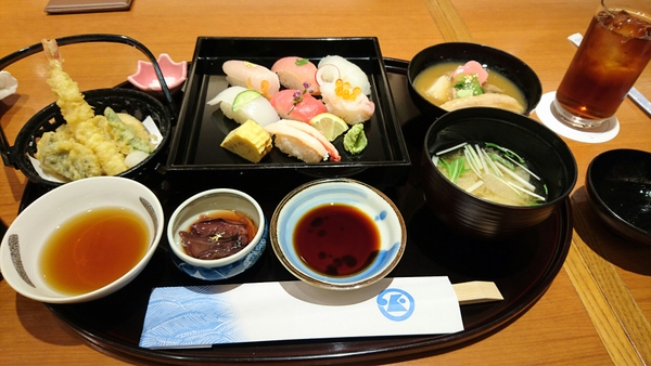 ����t�H�[���X