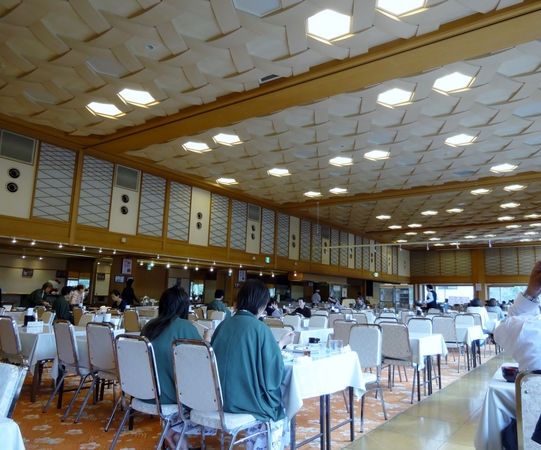 �l���O�����h�z�e��