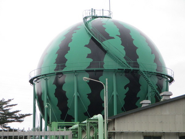 �X�C�J�̃K�X�z���_�[