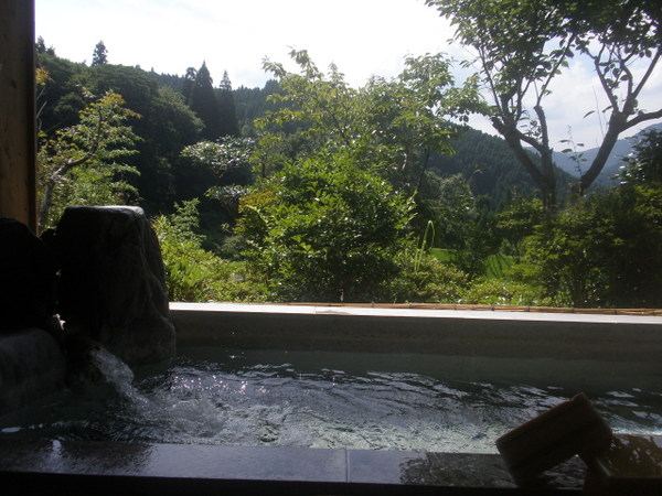 ���R����@�l�G�ʂ̓�