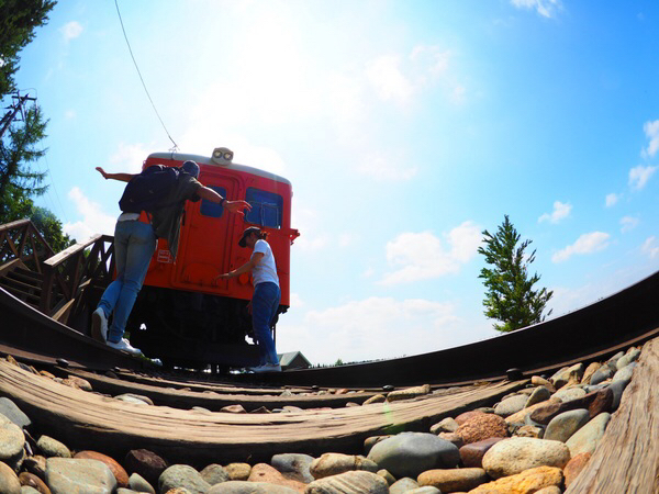 �K���w�i�K���S�������j