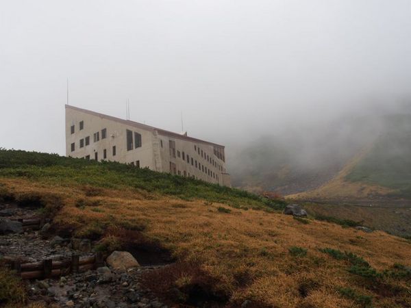 �����^�[�~�i��