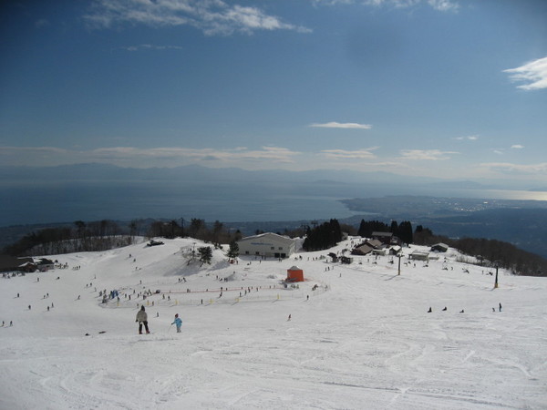 ���َR�X�L�[��