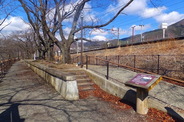 �������w�z�[����