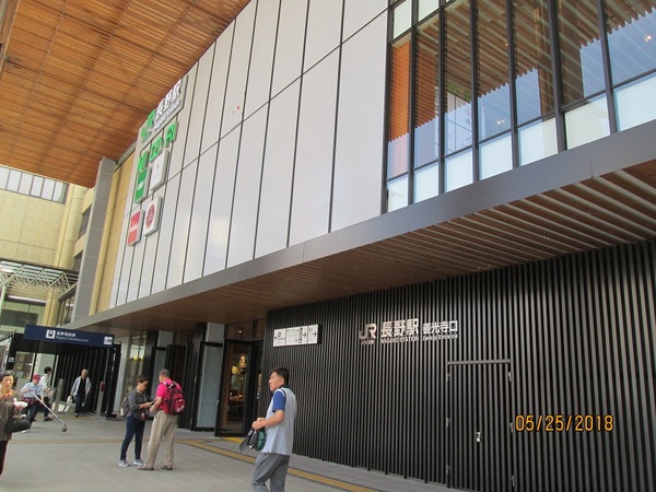 �i�q����w