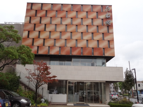 ���˂� �ߍ]�����X