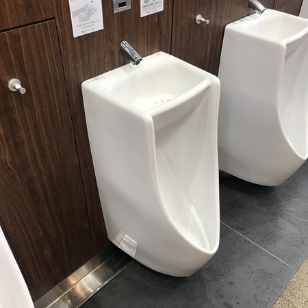 �����T�[�r�X�G���A�i�����j