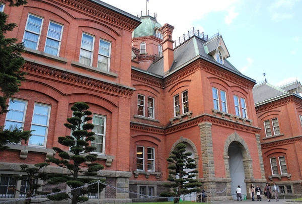 �k�C�������{����(�Ԃ�񂪒���)