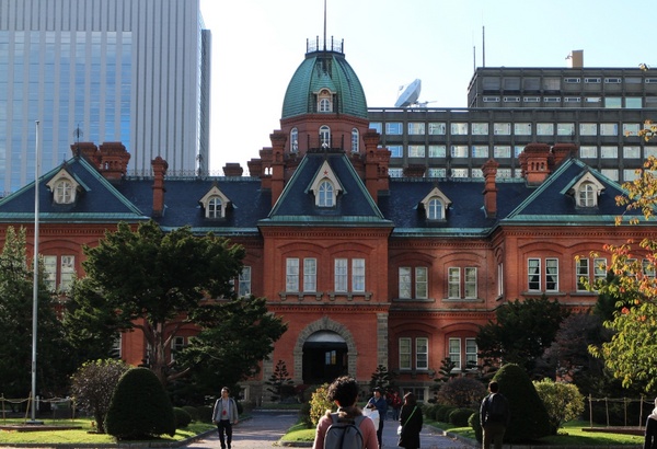 �k�C�������{����(�Ԃ�񂪒���)