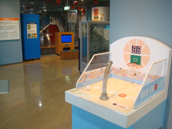 �k���d�̓G�l���M�[�Ȋw�فi�����_�[�E���{�j