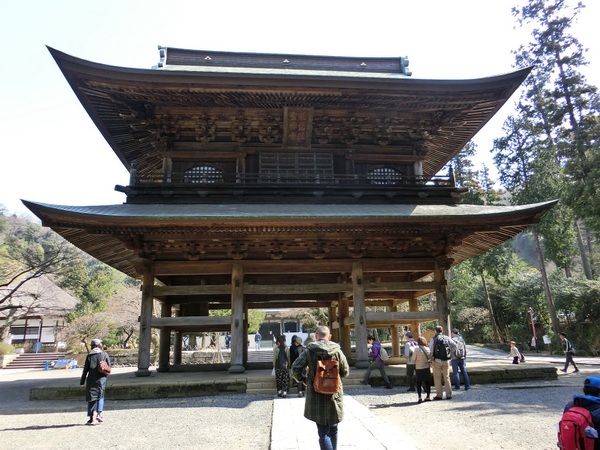 �R��i�~�o���j