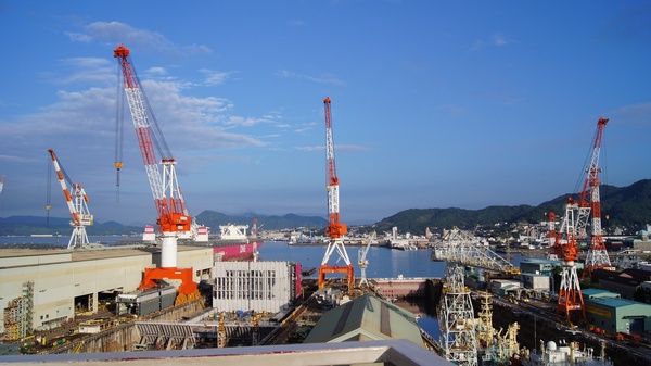 ���j�̌�����u