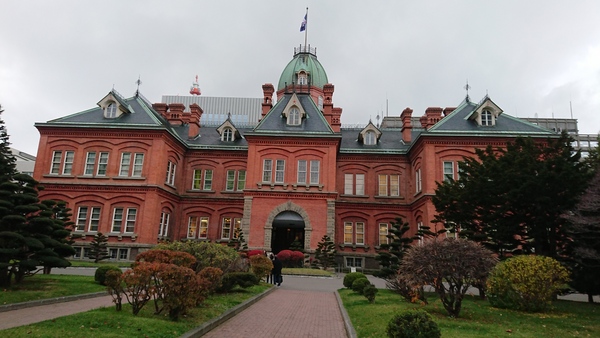 �k�C�������{����(�Ԃ�񂪒���)