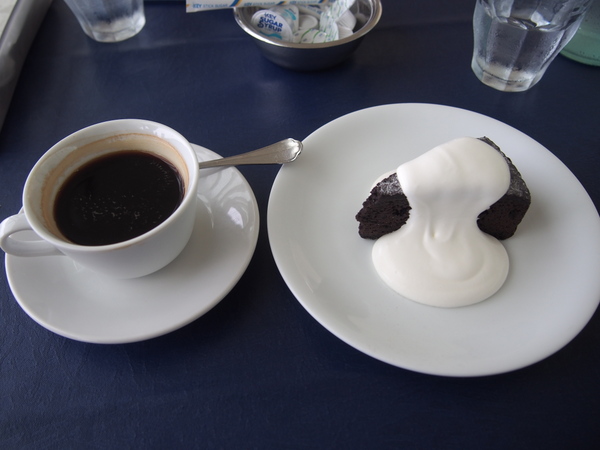 ���{����p��