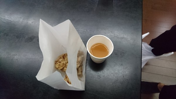 ���F����