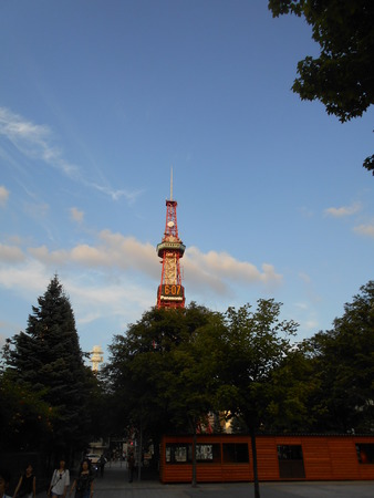 �����ۂ�e���r��