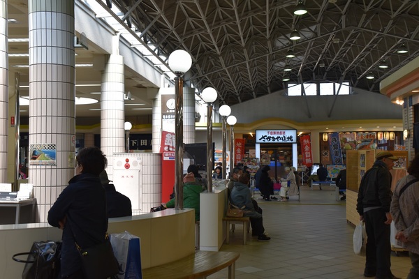 �ɓ��}���c�w