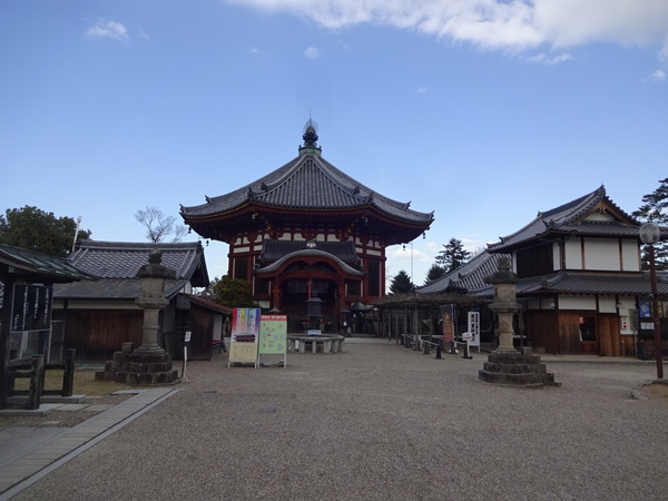 ��������~��