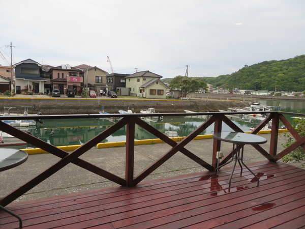 �V���v�����X�z�e��