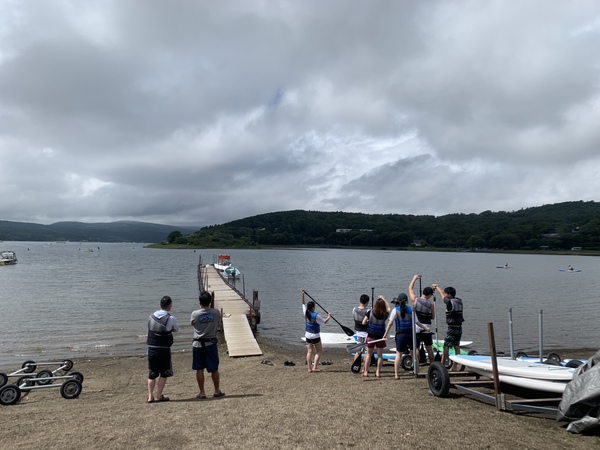 �G�A�X�g���[��