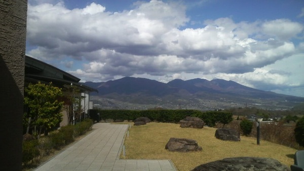 �A�[�g���B���b�W���_��