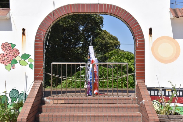 ���q�d�C�S�� ���i�w