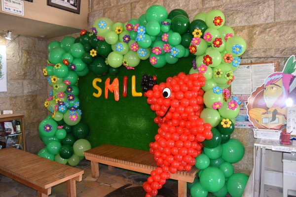 ���q�d�C�S�� ���i�w