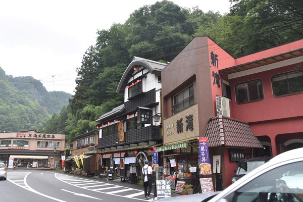 �I�v�̏h�@�����