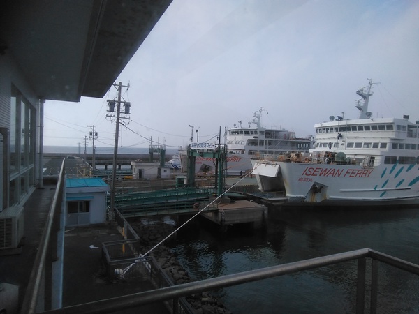 �ɐ��p�t�F���[�ɗǌ΂̂��