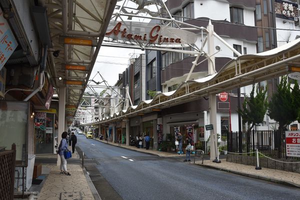 �M�C������X�X