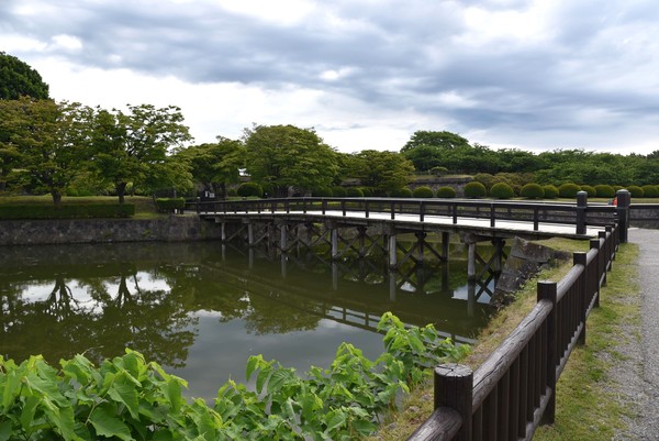 �ܗŊs����