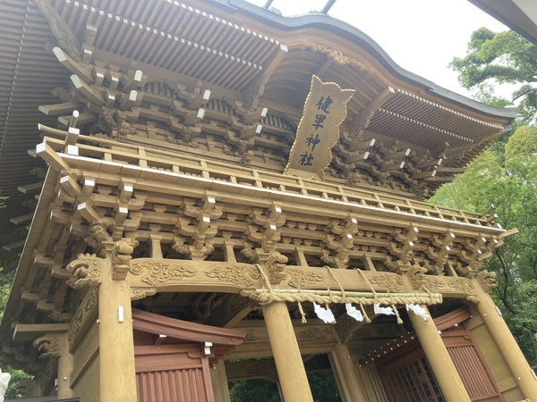 ���R�_��