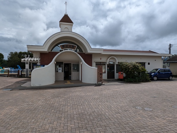 �i�q��ӎR�w