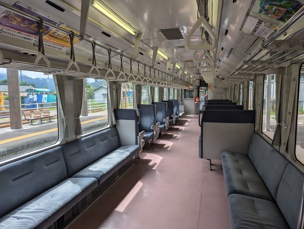 �i�q��ӎR�w