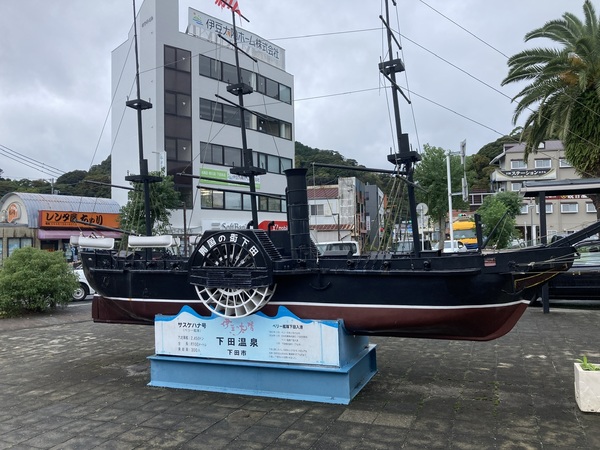 �ɓ��}���c�w