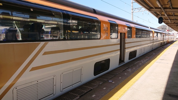 �ߋE���{�S���������