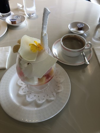 �z�e���I�[�N���_��