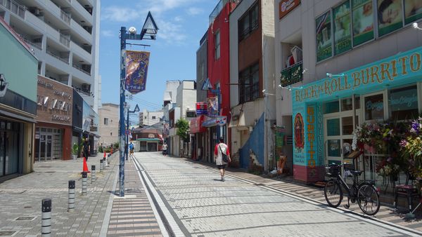 �h�u�ʂ菤�X�X�U���g��